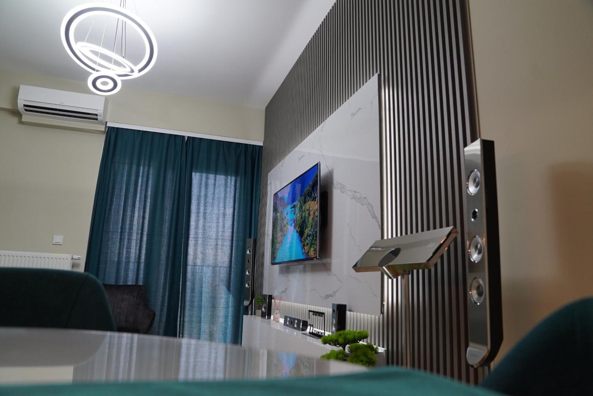 Diamond 72 Apartment , Skopje City - Center, Diamond Residences, Free Parking Екстер'єр фото